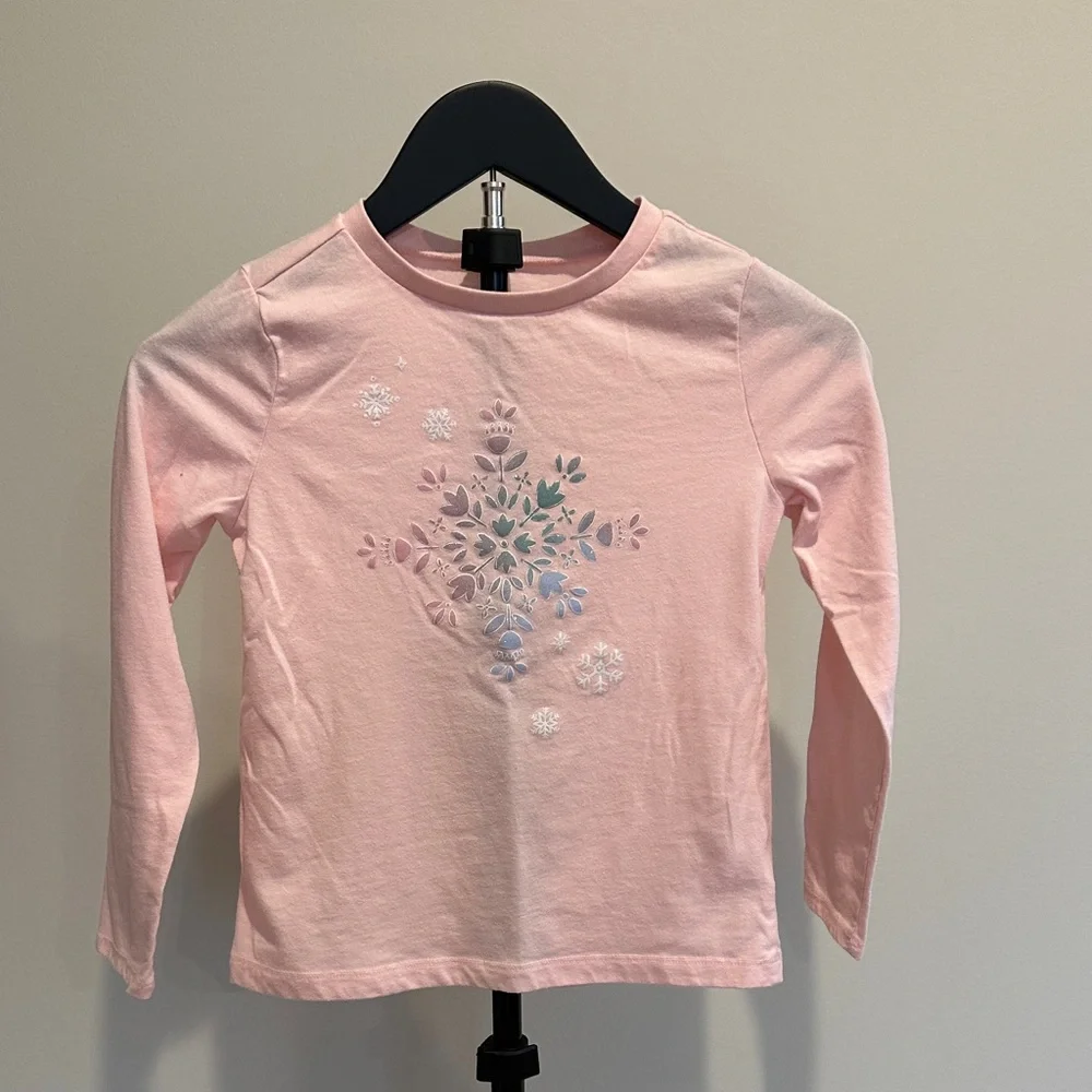 OshKosh B'gosh Light Pink Snowflake Long Sleeve Tee ❄️